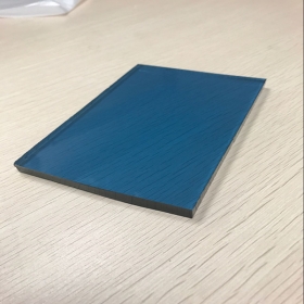 中国中国guter Preis 8mm 1/3 Zoll Ford blau Farbe getönten浮动玻璃椎体- fabrik