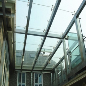 中国Telhado de vidro isolado laminado temperado de 6mm + 6mm segurança fábrica